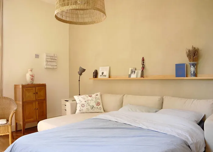 La Grande Maison De Migou * Larrazet